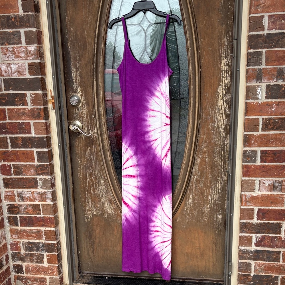 NWT Fig & Vine Maxi Tie-dye Dress! XS